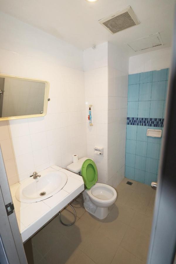 Thasanee Guesthouse Хуа Хин Екстериор снимка